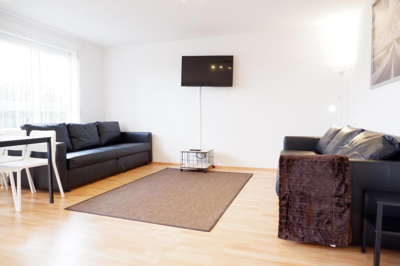 Outletcity Apartment Ferienwohnung Metzingen Metzingen  Exterior photo